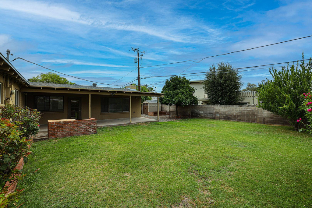 1005 E Cavalier Drive - Photo 26