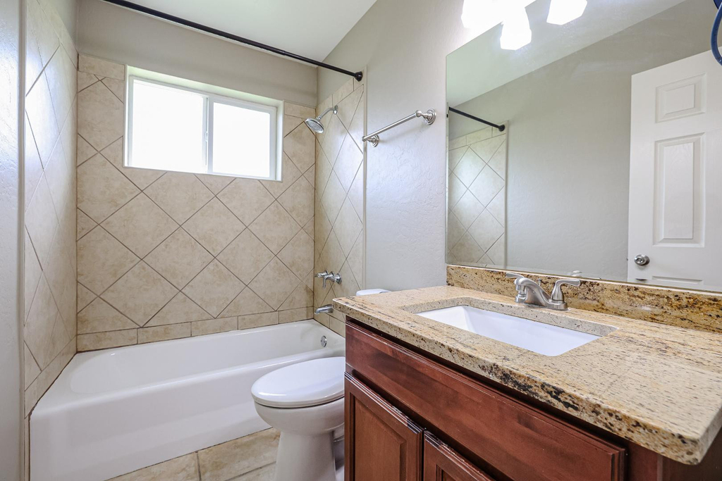 1005 E Cavalier Drive - Photo 21