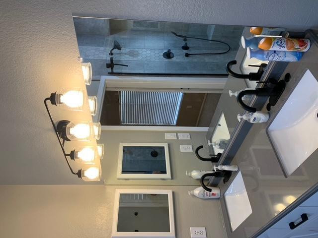 12328 W Roanoke Avenue - Photo 6
