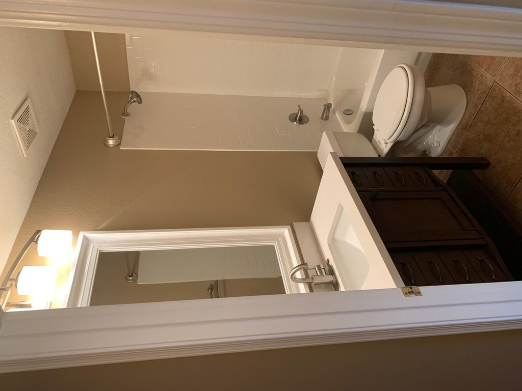 12328 W Roanoke Avenue - Photo 10
