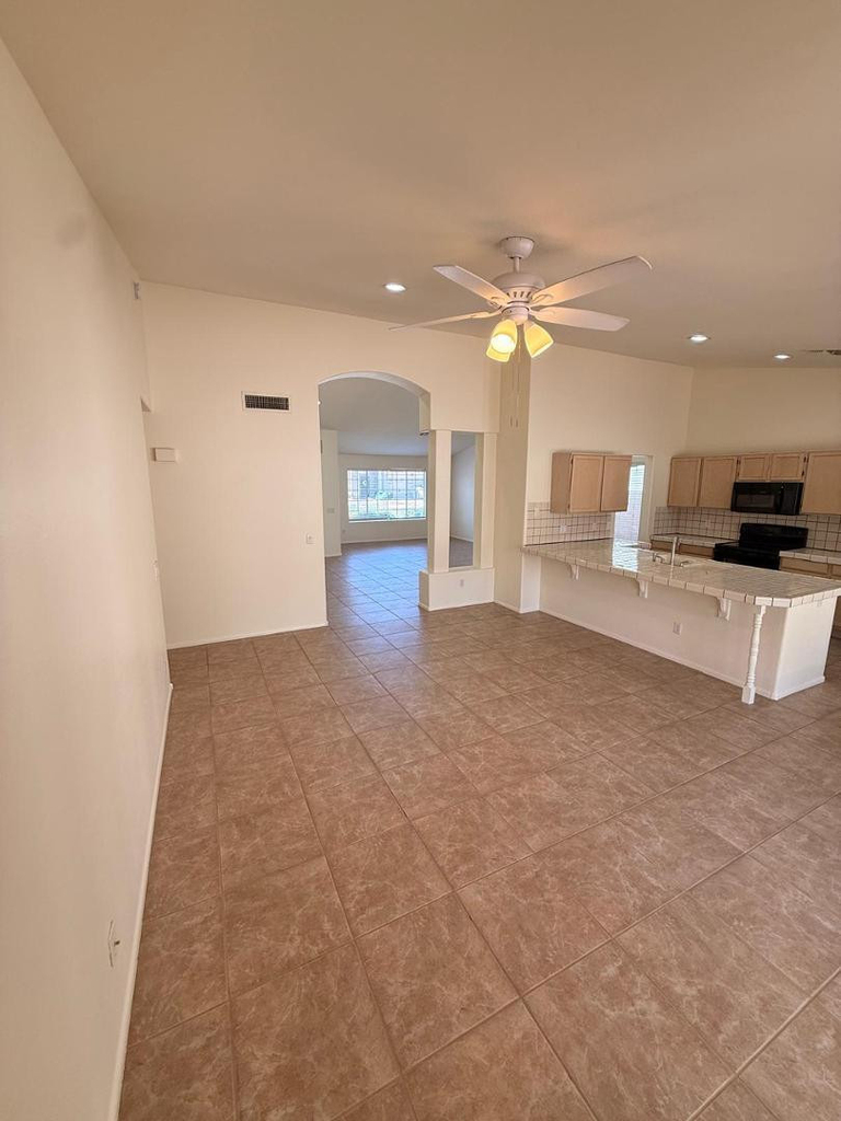 4556 E Charleston Avenue - Photo 10