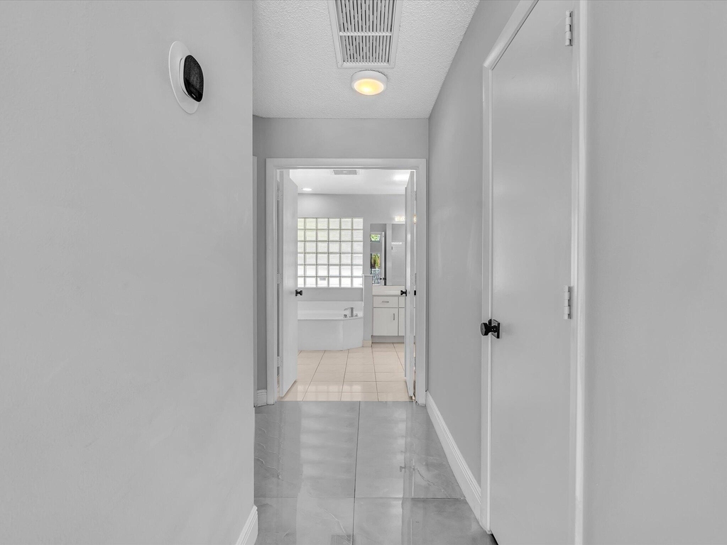 10434 Nw 6th Court - Photo 20
