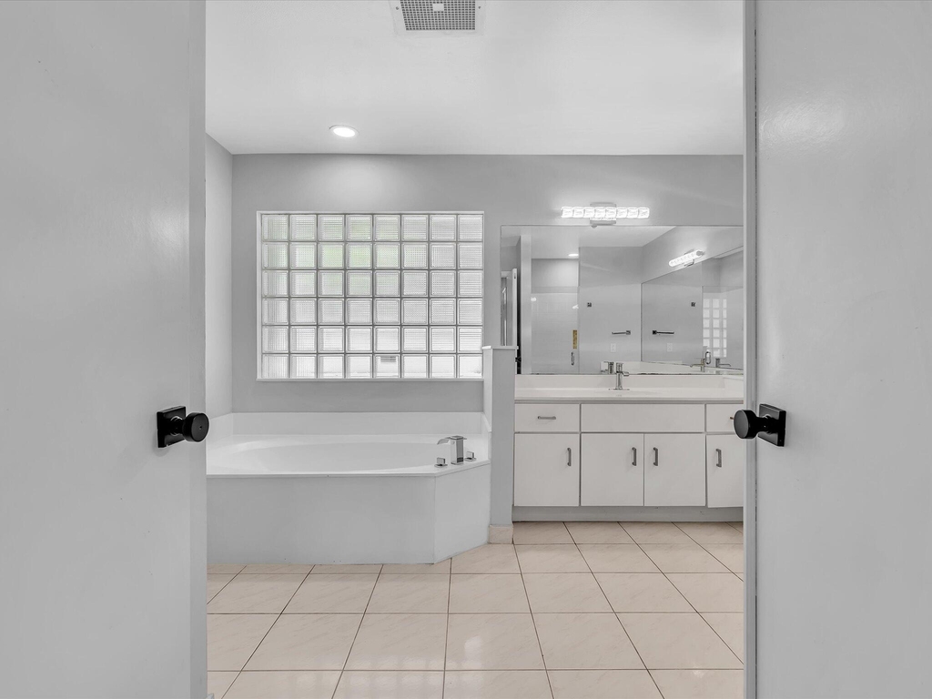 10434 Nw 6th Court - Photo 21
