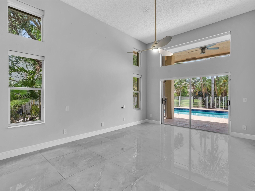 10434 Nw 6th Court - Photo 17