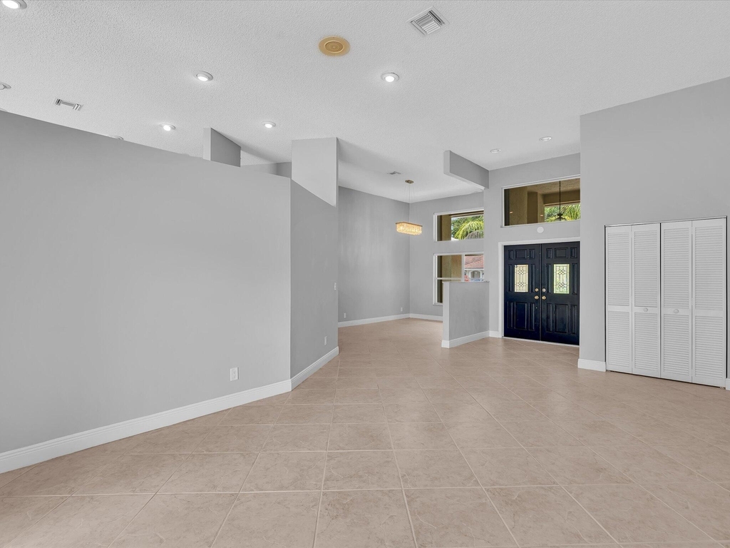10434 Nw 6th Court - Photo 9