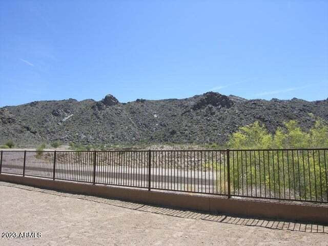 609 E Pearce Road - Photo 30
