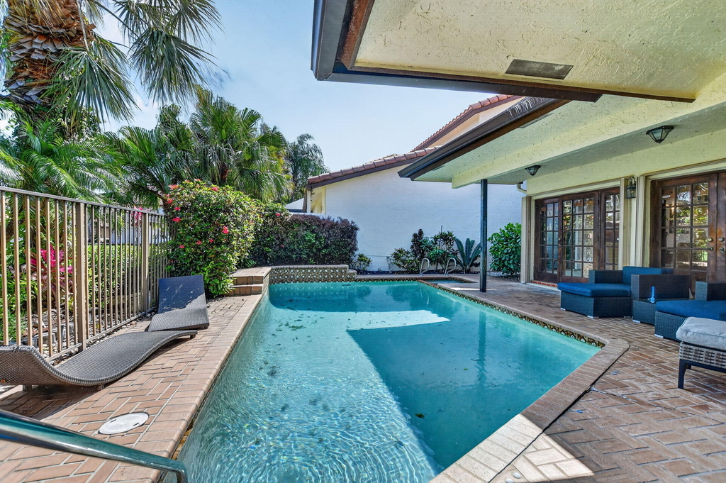 22519 W Esplanada Cir W - Photo 48