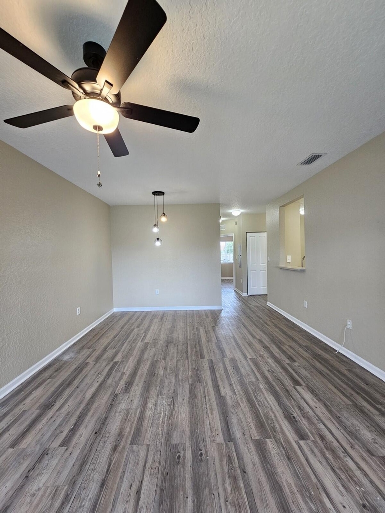 1063 Golden Lakes Boulevard - Photo 1