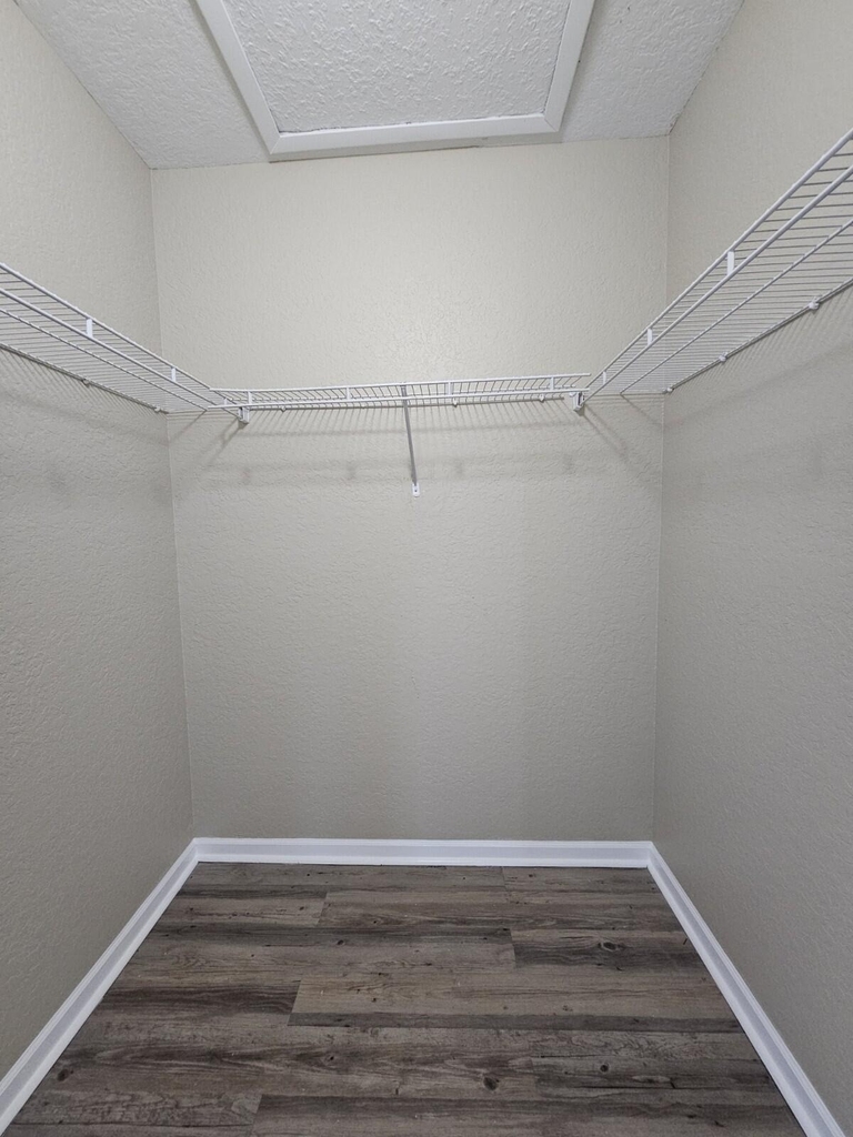 1063 Golden Lakes Boulevard - Photo 10