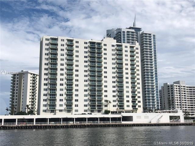 3000 S Ocean Drive - Photo 0