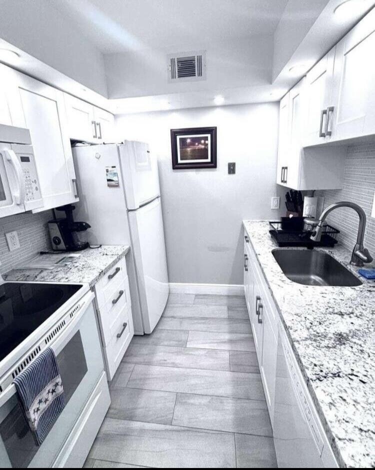 111 Briny Avenue - Photo 1