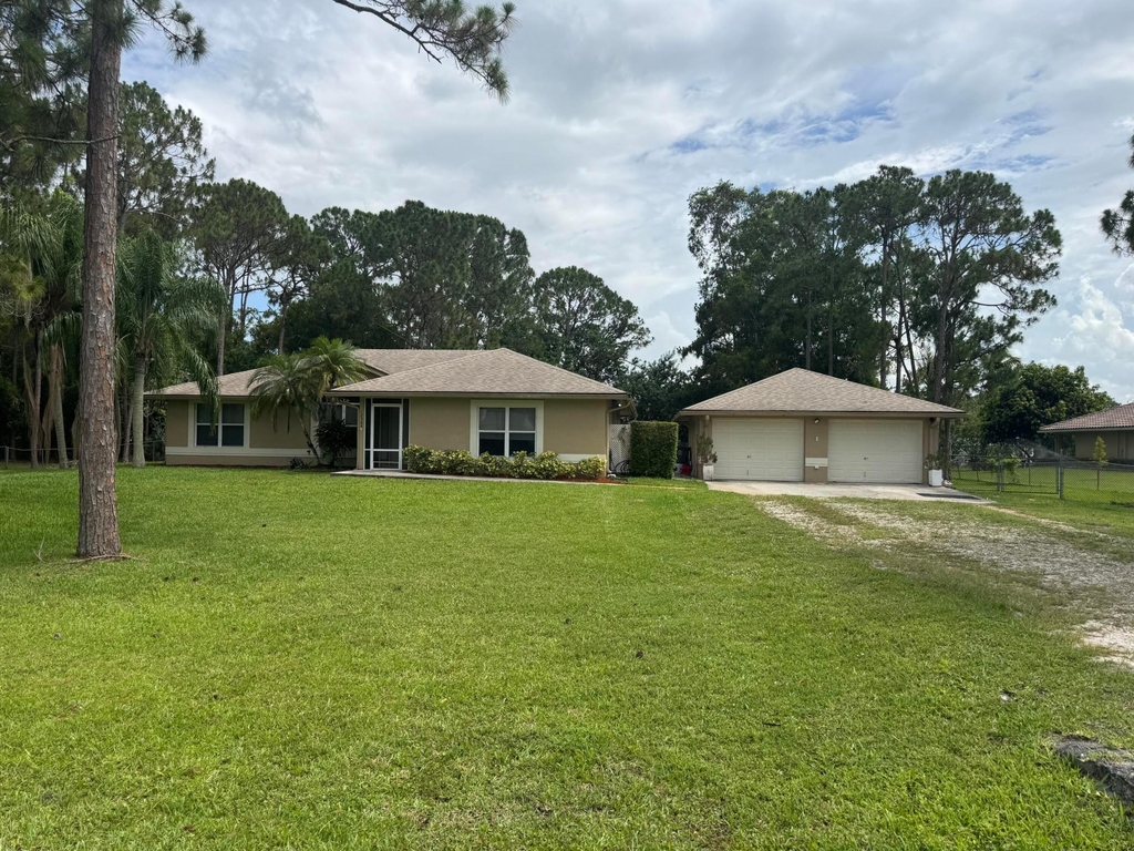 12564 N 68th Street - Photo 3