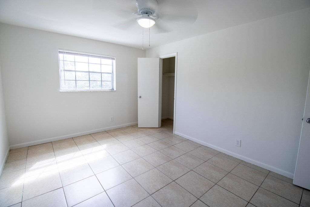 1505 Sw 2nd Street - Photo 11