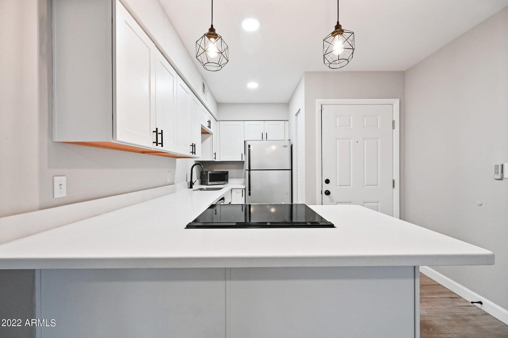 3131 W Cochise Drive - Photo 5