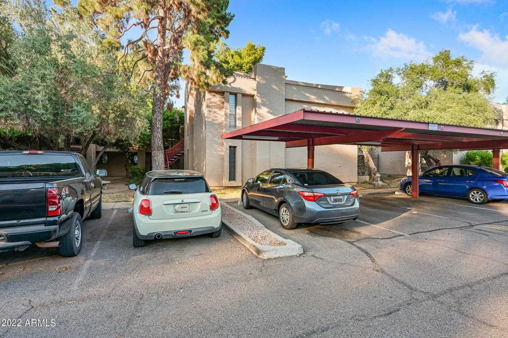 3131 W Cochise Drive - Photo 2
