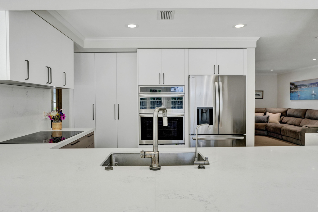 3930 Ne 21st Avenue - Photo 4