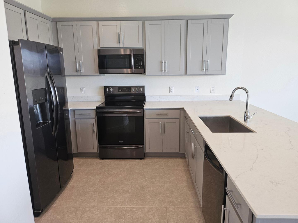 4061 E Pony Lane - Photo 3