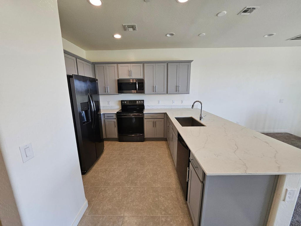 4061 E Pony Lane - Photo 4