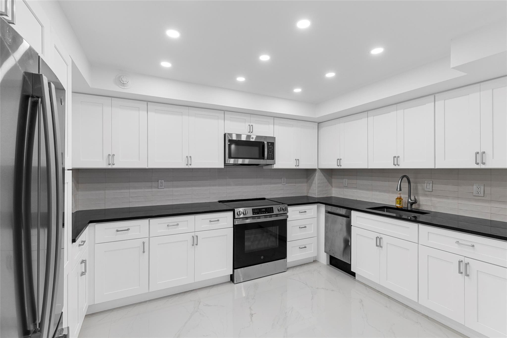 3750 Galt Ocean Drive - Photo 3