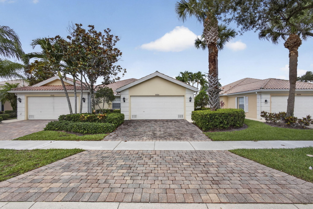 8154 Montserrat Place - Photo 2