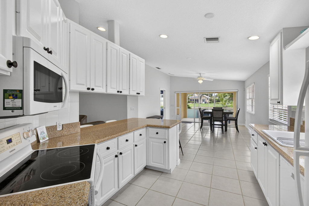 8154 Montserrat Place - Photo 26