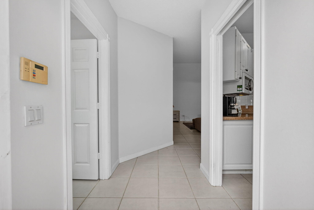 8154 Montserrat Place - Photo 7
