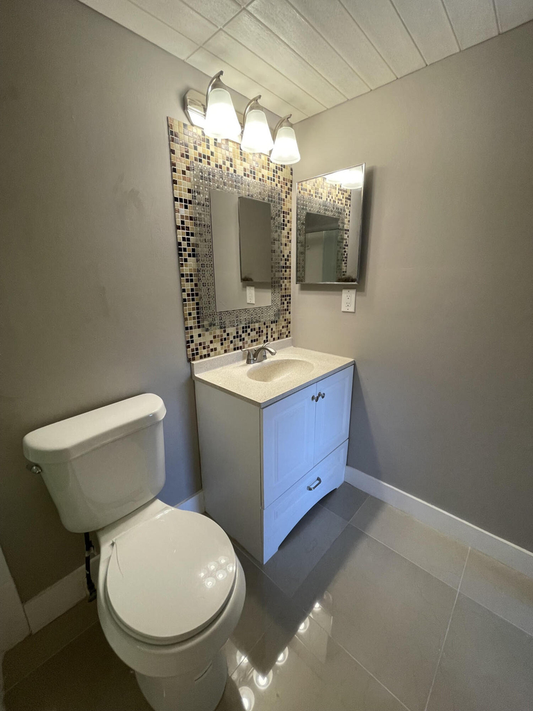 10092 Twin Lakes Drive - Photo 3