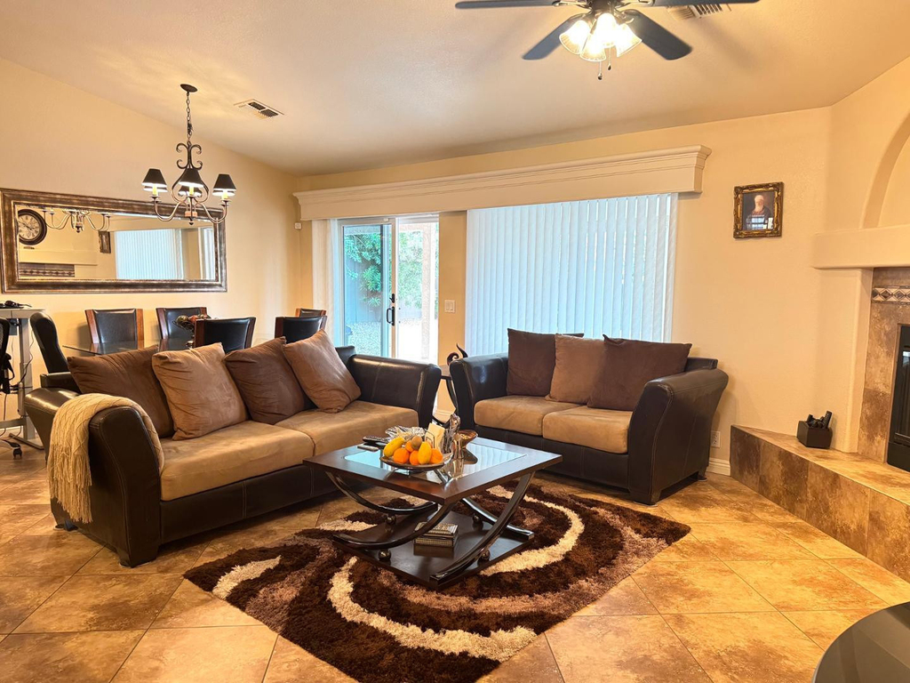 824 S Jay Street - Photo 3