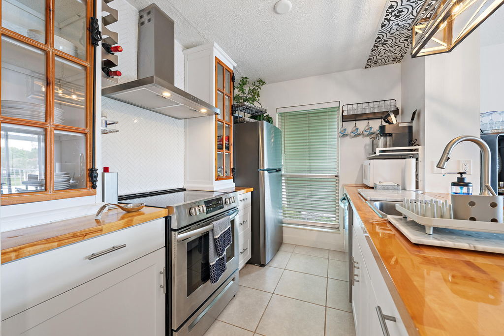 261 Cypress Point Drive - Photo 6