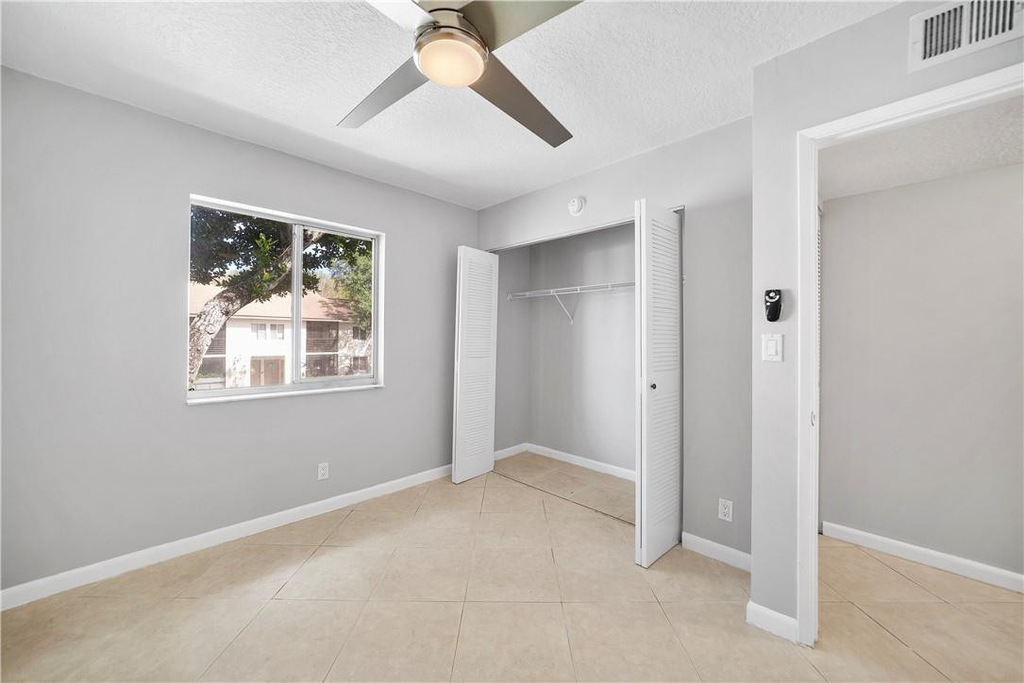 503 Gardens Drive - Photo 18