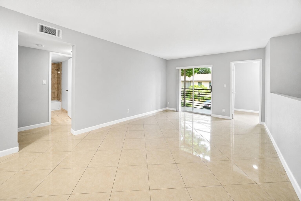 503 Gardens Drive - Photo 23