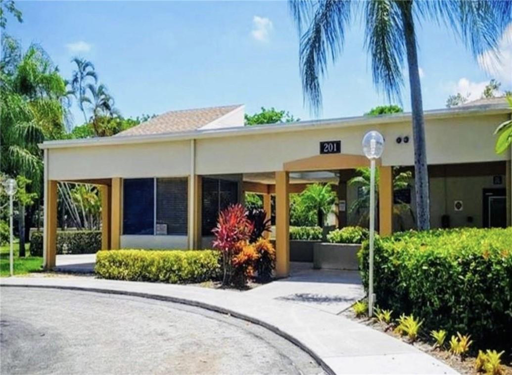 503 Gardens Drive - Photo 37