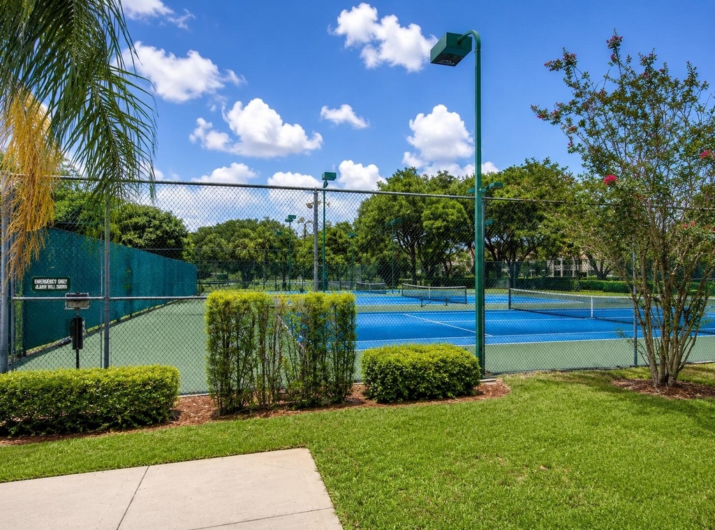 503 Gardens Drive - Photo 30