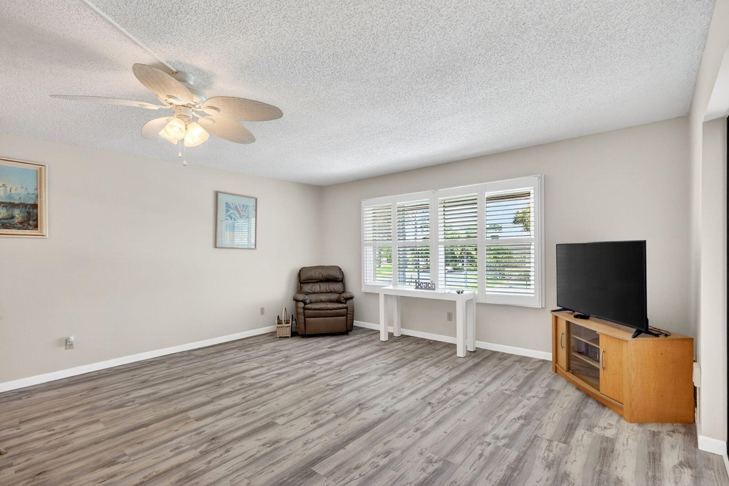 1800 Se Saint Lucie Boulevard - Photo 14