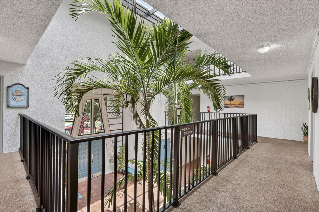 1800 Se Saint Lucie Boulevard - Photo 7