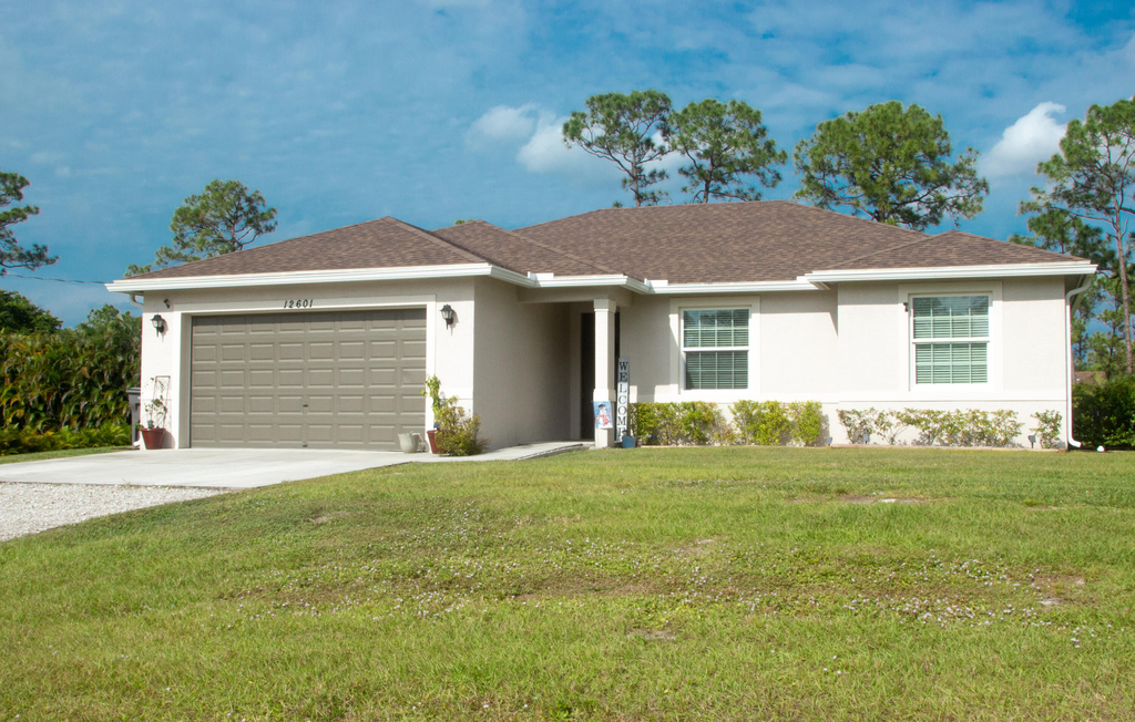 12601 57th Road N - Photo 0