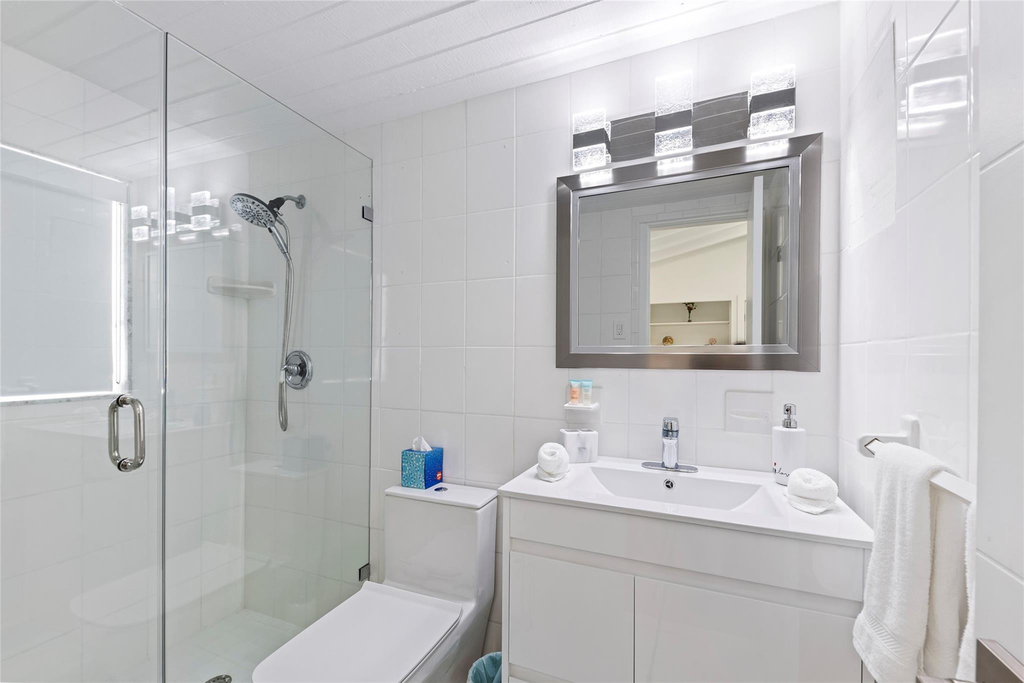 1663 N Fort Lauderdale Beach Boulevard - Photo 20