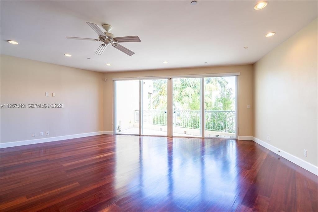 3121 Ne 26th Street - Photo 9