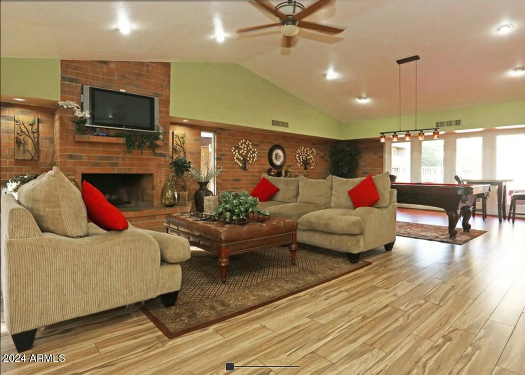 8902 N 19th Avenue - Photo 7
