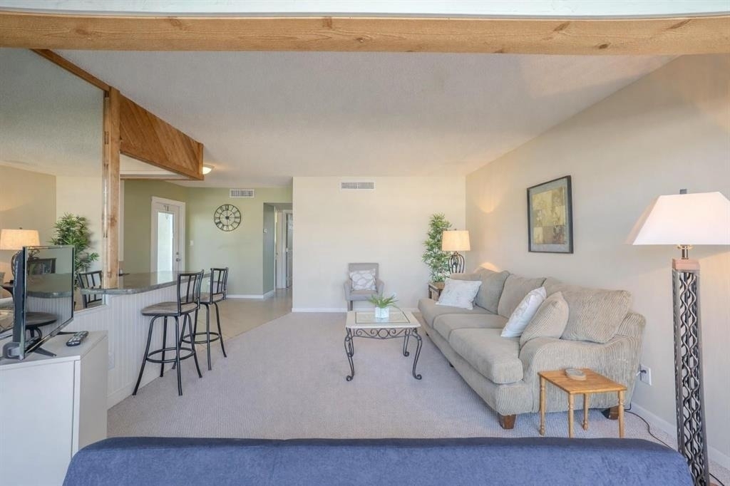 2731 Ne 14th Street - Photo 3