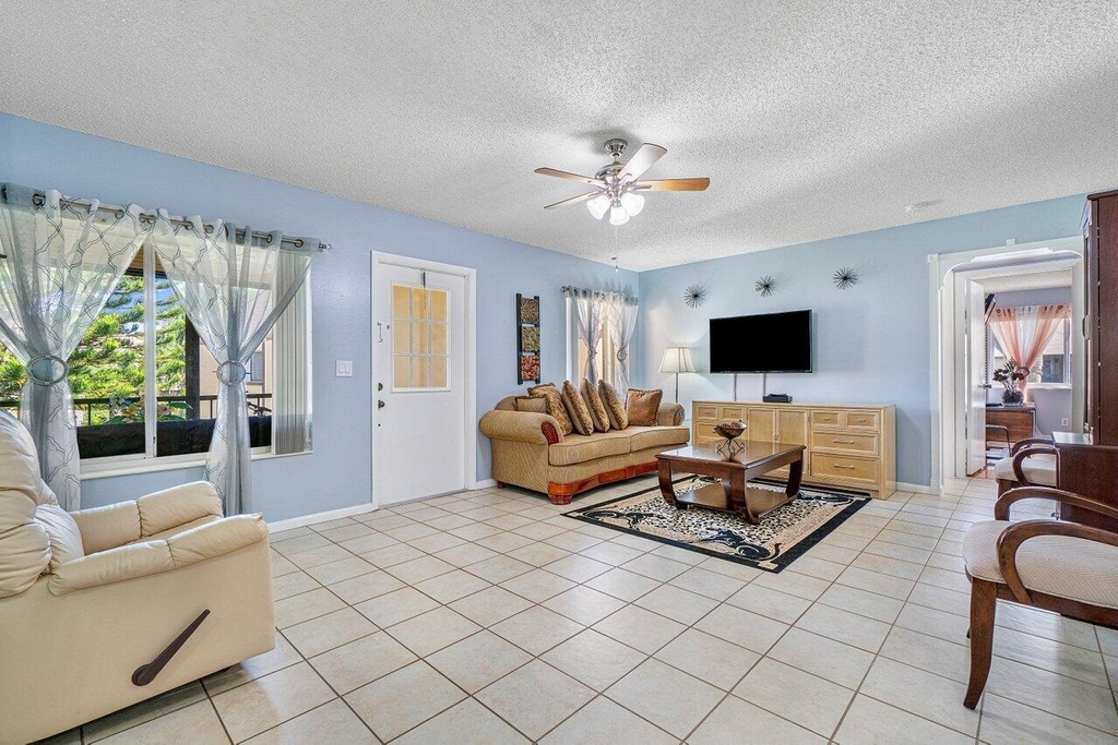407 Pine Glen Lane - Photo 6