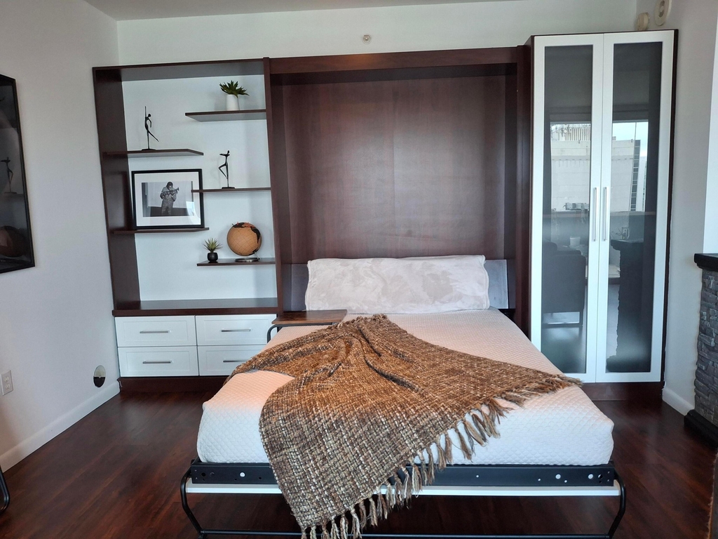 244 Biscayne Boulevard - Photo 7
