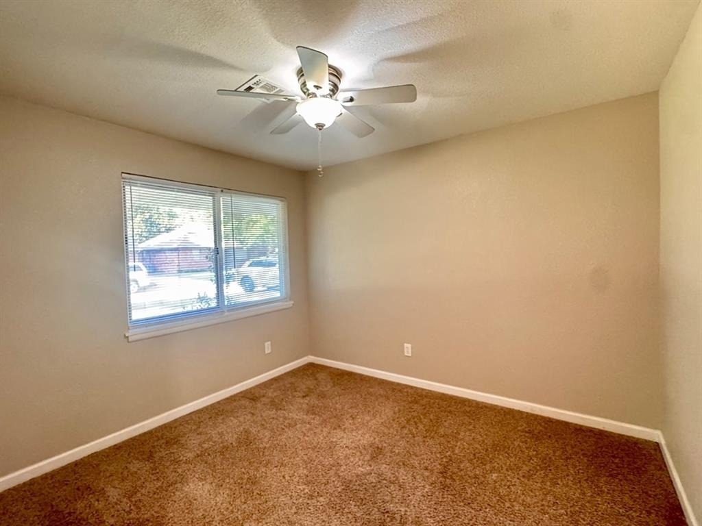 2029 Nw 46th Street - Photo 7