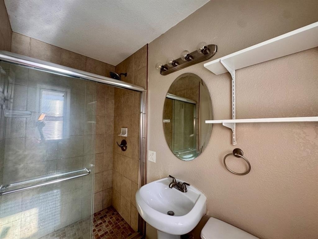 2029 Nw 46th Street - Photo 9