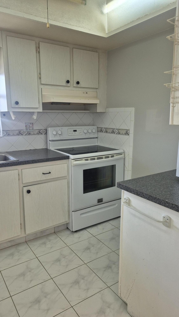 2805 Crosley Drive E - Photo 16