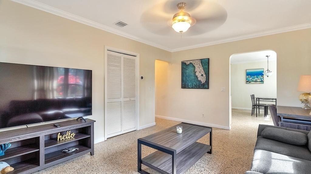 802 N J Street - Photo 11