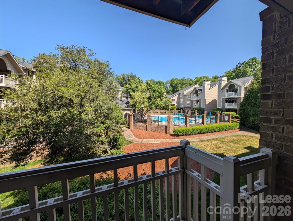 5001 Sharon Road - Photo 6