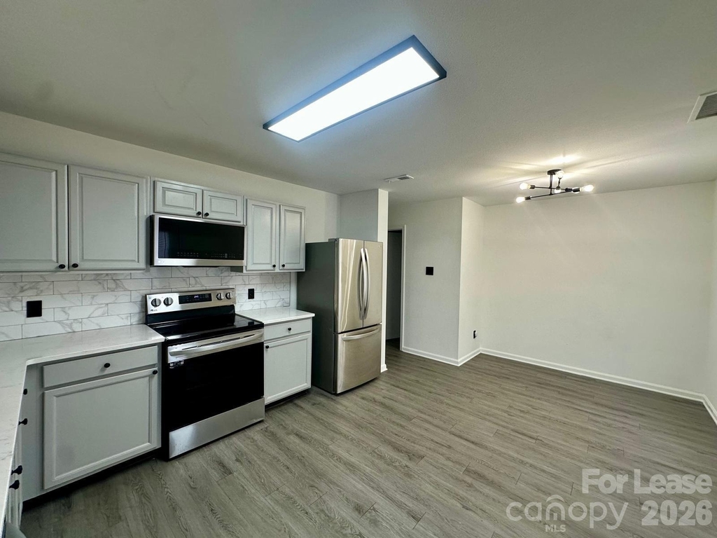 340 Zander Woods Court - Photo 4