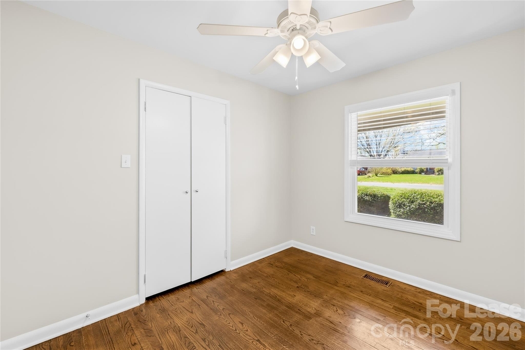 4033 Woodgreen Terrace - Photo 18