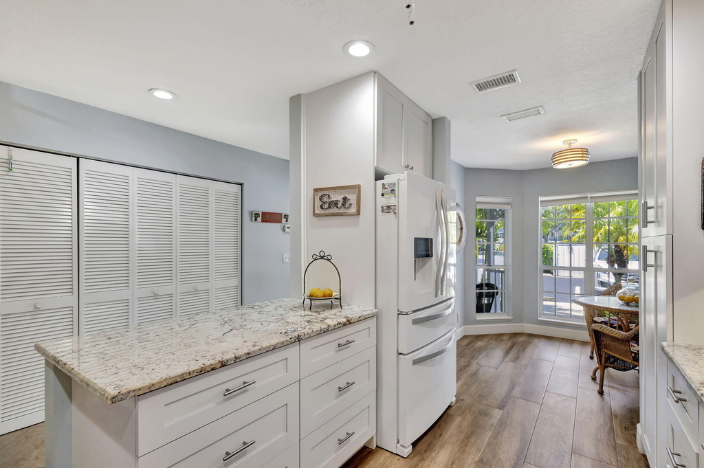 716 Ocean Dunes Circle - Photo 17